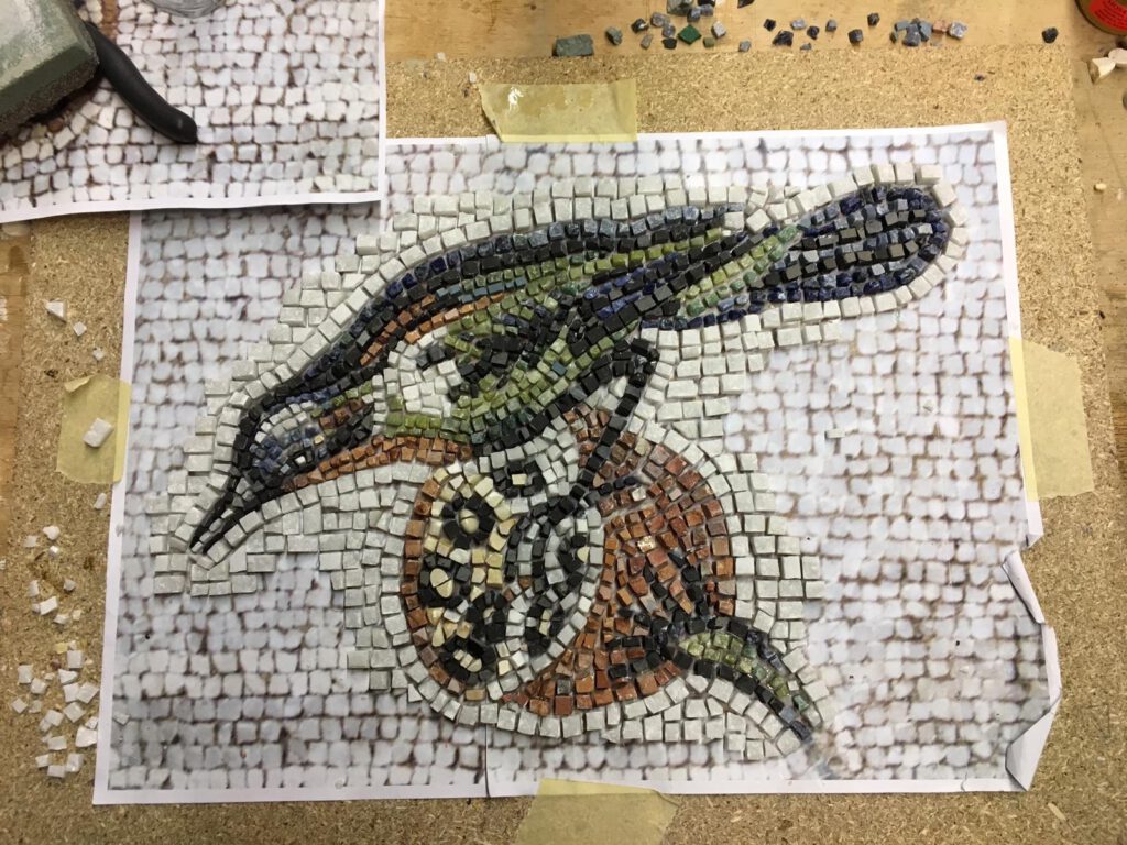 Vorlage antikes Mosaik mit aufgeklebten Natursteinen