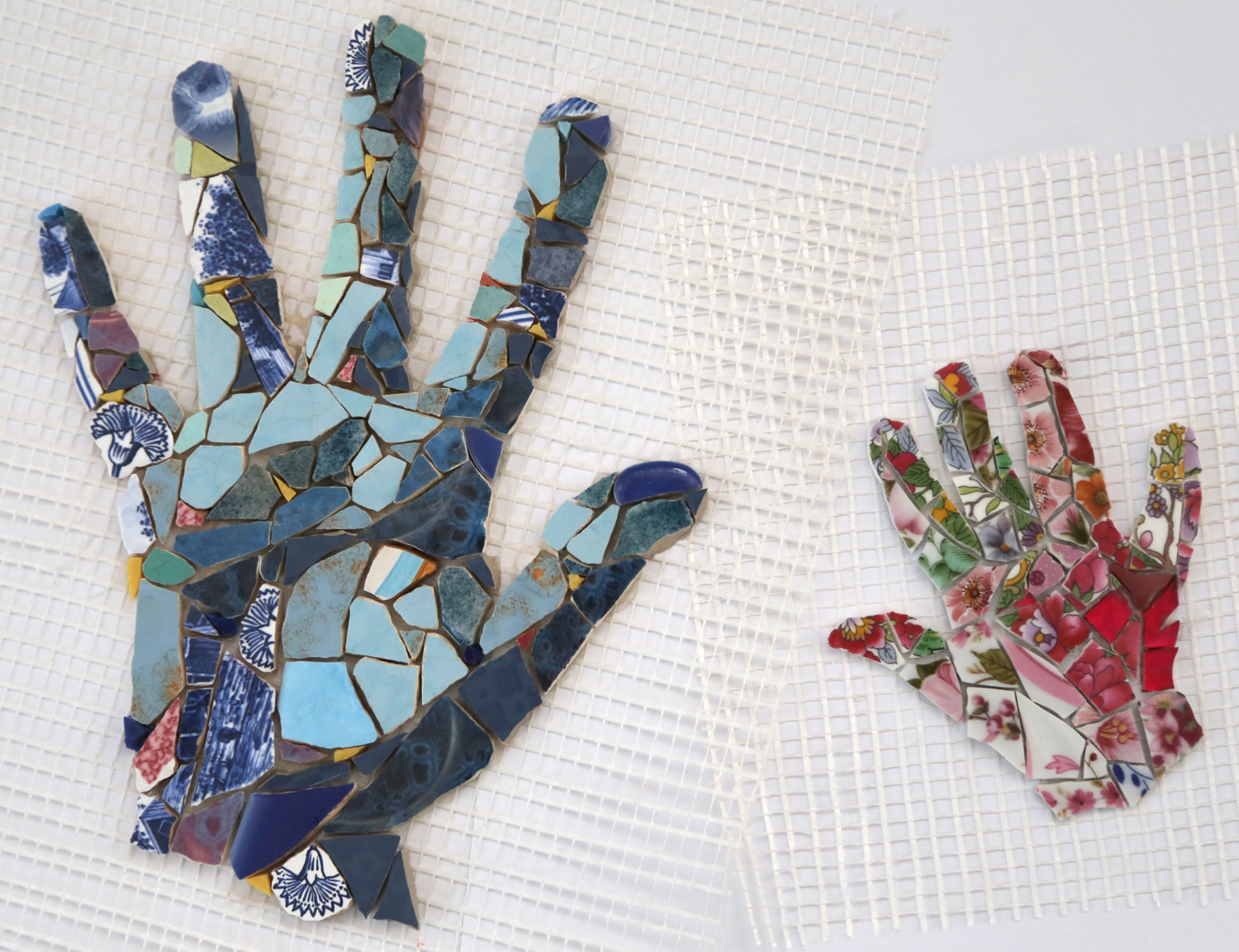 Mosaic hands for trencadisbcn and conin, Barcelona