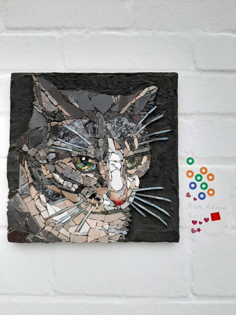 Mosaik "Kater Ratz" mit Likes in der Kunsthalle Wilhelmshaven